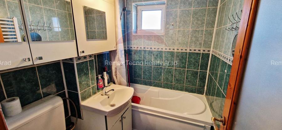Inchiriere Apartament 2 camere, centrala, semidecomandat, zona Lebada - 10