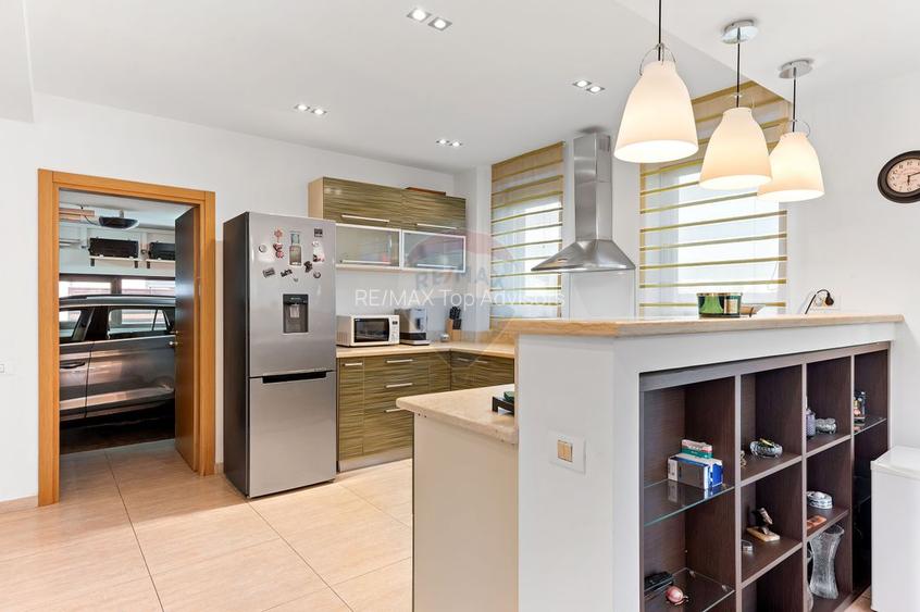 CASĂ / VILĂ PREMIUM DE VÂNZARE ÎN OTOPENI - 30