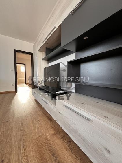 Ap. etaj 1,decomandat,2 camere,2balcoane,loc de parcare/Sibiu/Aeroport - 3