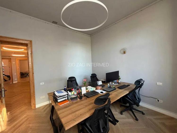 Piata Ovidiu (Centrul Vechi), SPATIU IDEAL BIROURI, 146 mp., 5 camere - 4