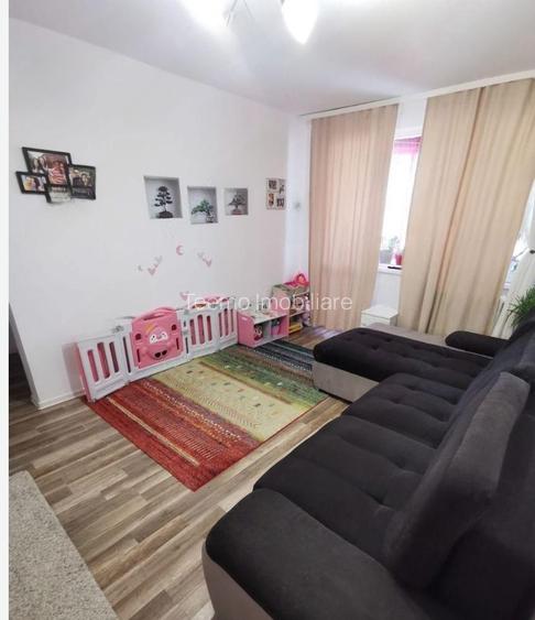 Apartament 2 camere, semidecomandat, 50 mp, balcon, Alexandru Obregia - 3