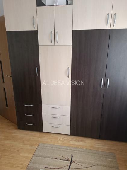 Apartament 3 camere, de vânzare, Grigorescu, str. A. Vlahuță, etaj 2/4 - 5