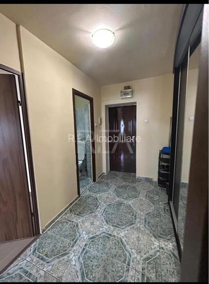 Garsoniera decomandata Tei, et. 8, an 1987, 39 mp - 3