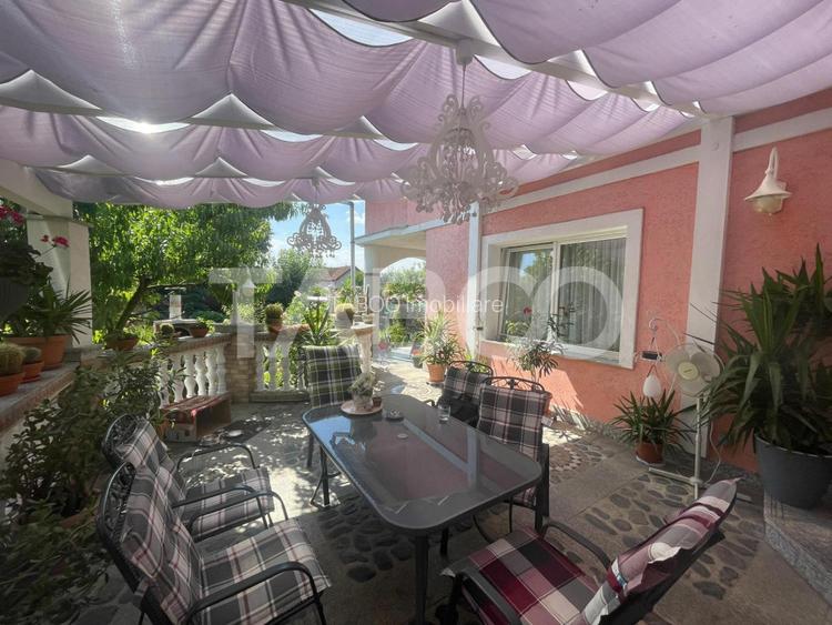 Vila deosebita  453 mp utili si curte 528 mp in Avrig - 2