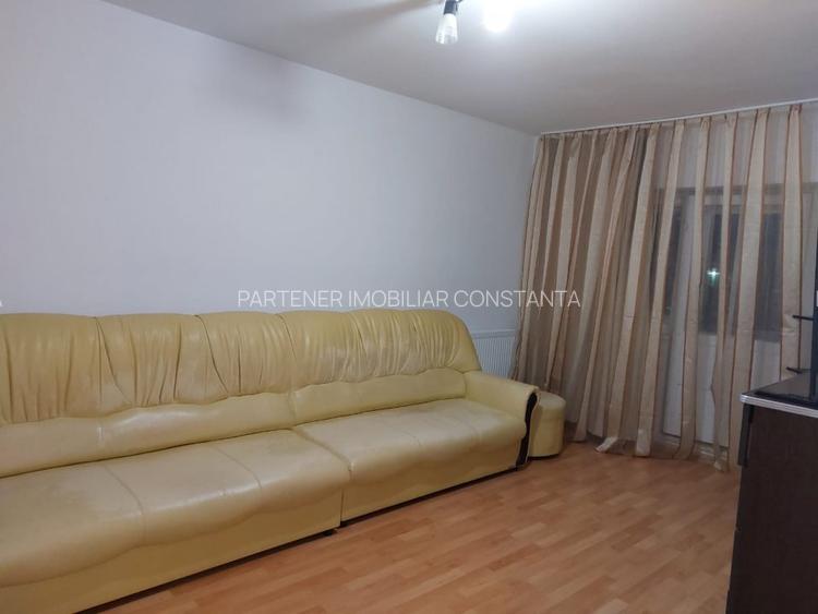 Stadion, str. Primaverii - apartament cu 2 camere si centrala proprie - 4