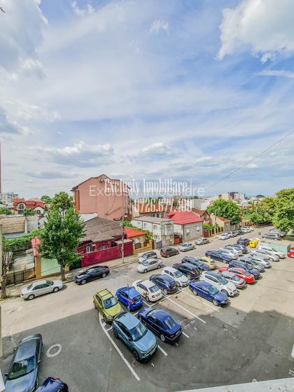 AP 100 mp cu Parcare! 4 cam transformat in 3 cam -3 AC, 3 balcoane- termen lung - 24