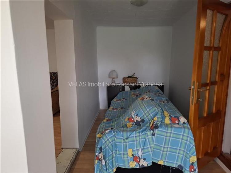 Casa Gugesti, sat Oreavu, 1870 mp teren - 7