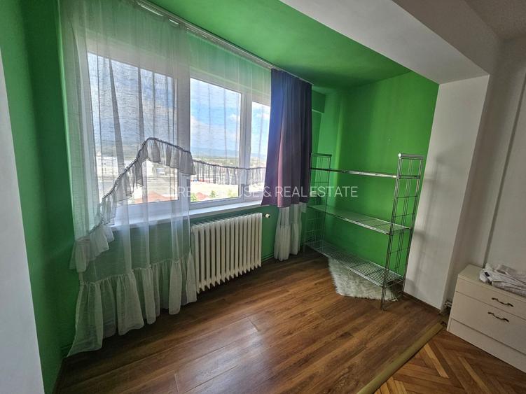 Apartament 2 camere,decomandat. - 4