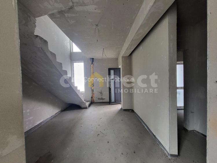 Casa individuala de vanzare | SU  113,7 mp | Teren 341 mp | Dezmir - 13