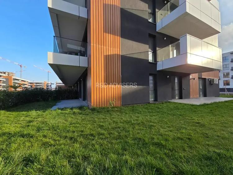 4 Camere Lux Gradina & Piscina | Spatii Verzi | Pista Alergat Magazine - 3