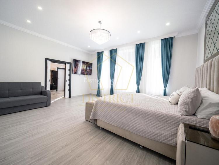 Vilă de LUX cu piscină, 278 mp utili și teren de 1.780 mp I Sag - 12