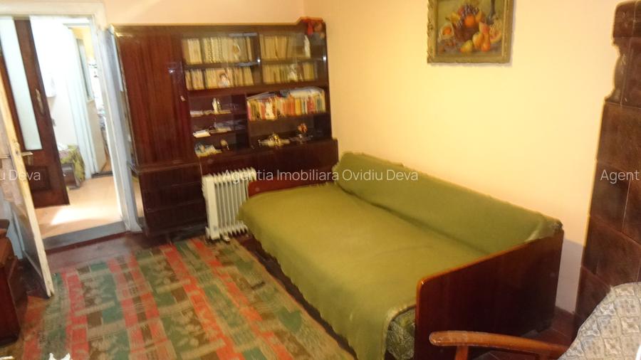 Vand casa in Deva, zona ultracentrala, compusa din 2 corpuri unite, - 8