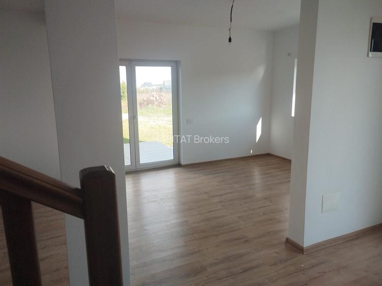 Vila tip Duplex  P+1, curte generoasa / Otopeni-Tunari - 4