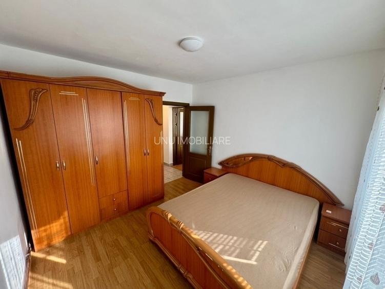 PODU ROS - CANTEMIR - 3 CAMERE SEMIDECOMANDAT - LIBER - 72.000 PRET FIX - 9