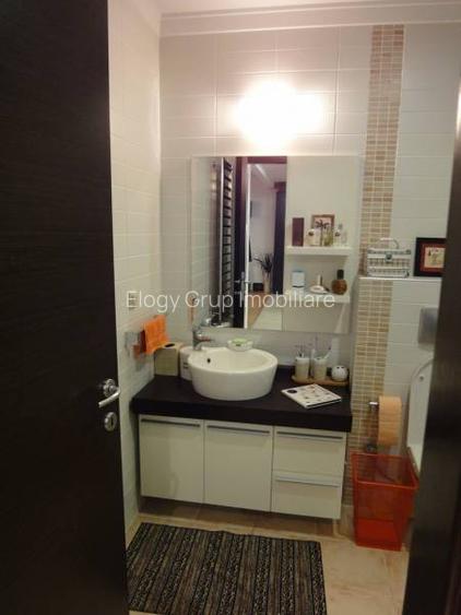 Emerald Residence, view superb catre Lac si fantaniile interioare - 13