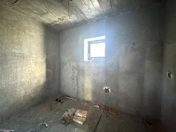 Ocazie - Casă individuală cu 5 camere - 931e/mp |Sânmihaiu Român| - 3