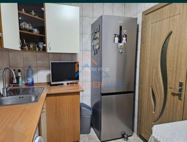 Blv. Brancoveanu 3 camerere decomadat renovat 74mp boxa si parcare - 7