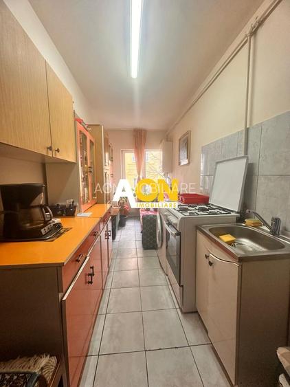 Garsoniera Etaj 1, Zona Cetate, Decomandata - 2