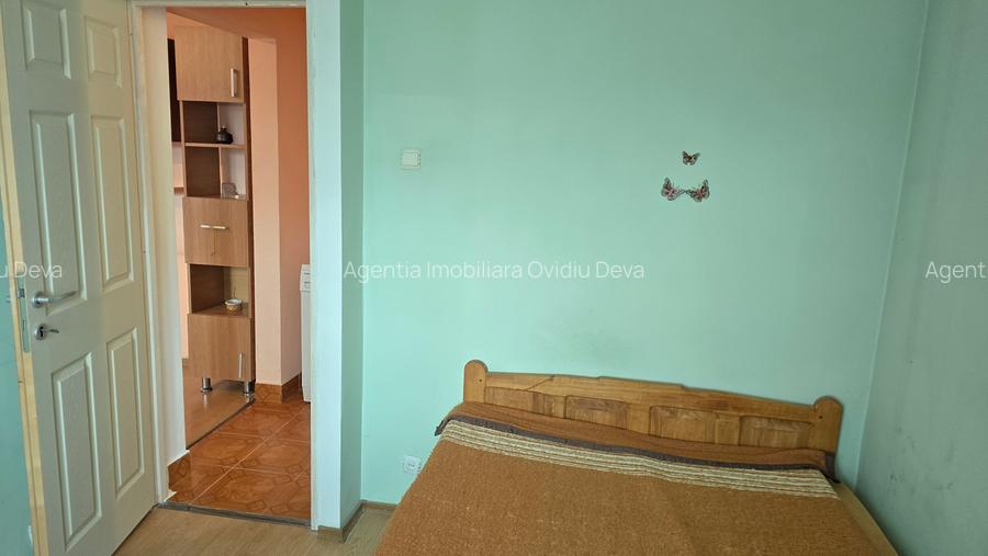 Vand apartament cu 2 camere in Deva, zona Sala Sporturilor in P-uri, etaj 3, - 8