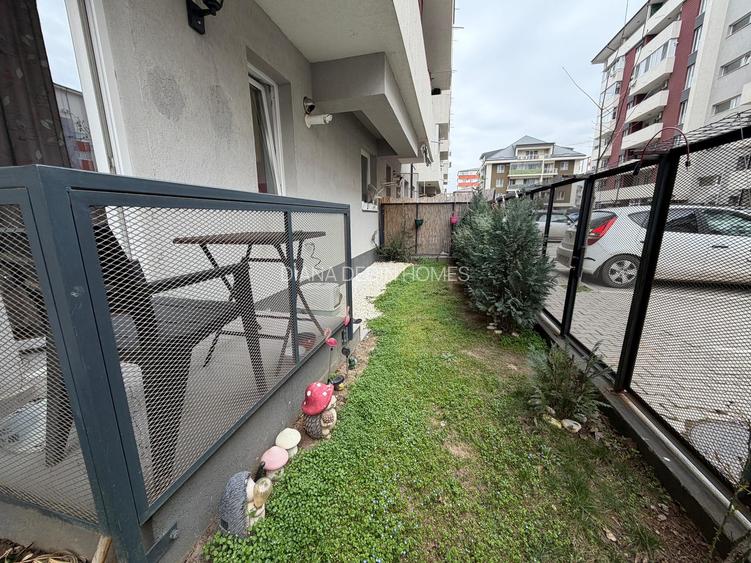 Apartament 2 camere - curte  27mp -  loc de parcare - Metrou Berceni 15minute - 11