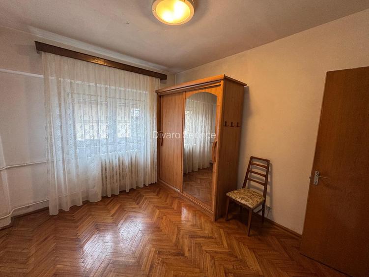 Vanzare apartament trei camere imobil solid Piata Ion Mihalache metrou - 6