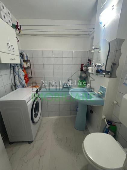 Exclusivitate! Apartament 3 camere decomandat - 13