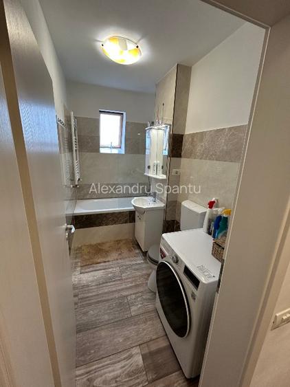 Proprietar Vand apartament cu o camera mobilat si utilat zona Buziasului AEM Str - 11
