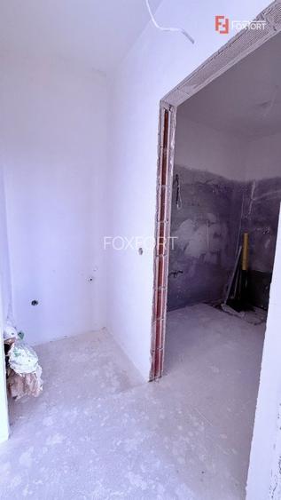 Casa tip triplex, cu 2 camere, de vanzare in Sanandrei. - 9