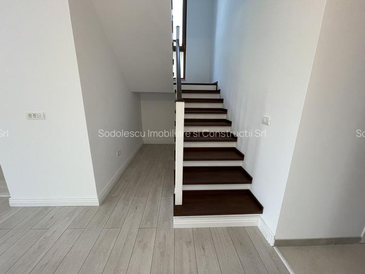 Duplex despartit prin spatiu tehnic - 5