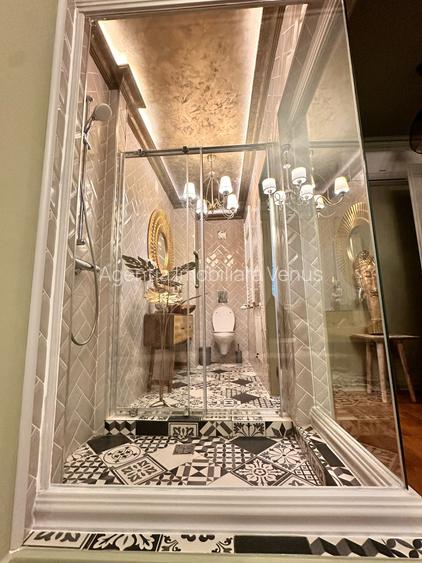 Cladire separata cu etaj zona ultracentrala - 7