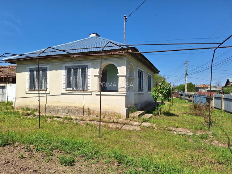 Casa/Teren ~ comuna Smeeni/BZ ~ teren 2878mp ~ Pret: 40.000€ - 6