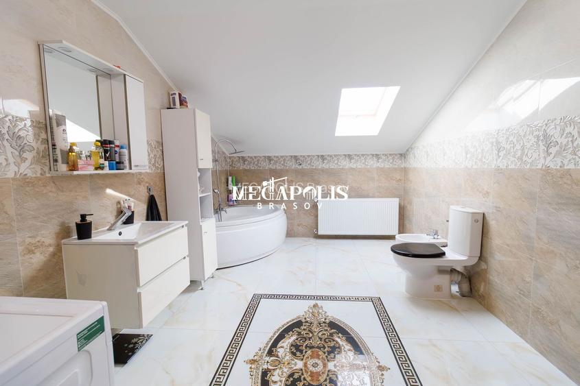 Apartament 5 Camere Mansarda  157mp - 18