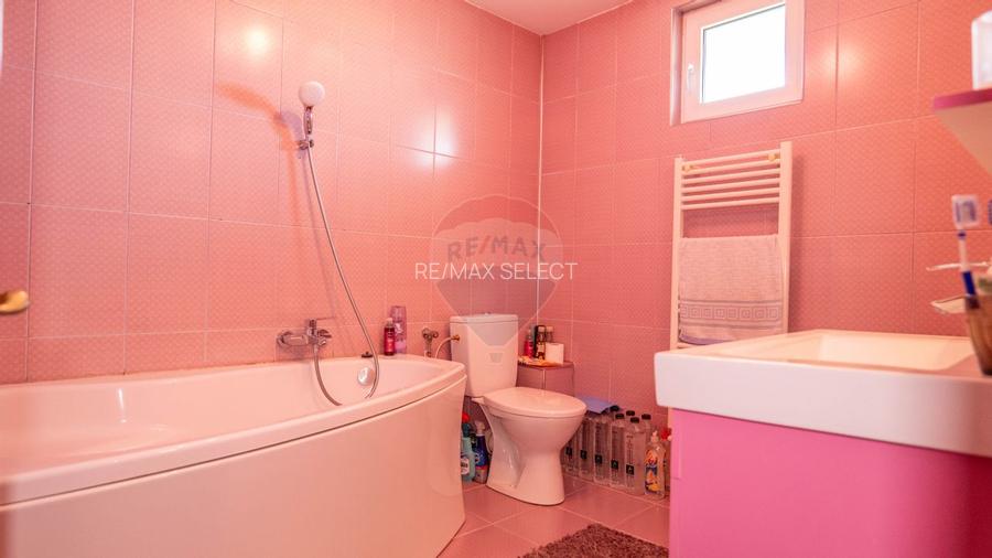 Vilă Bacu P+1+Pod, livadă, acces rapid A0/A1/Centură - 17