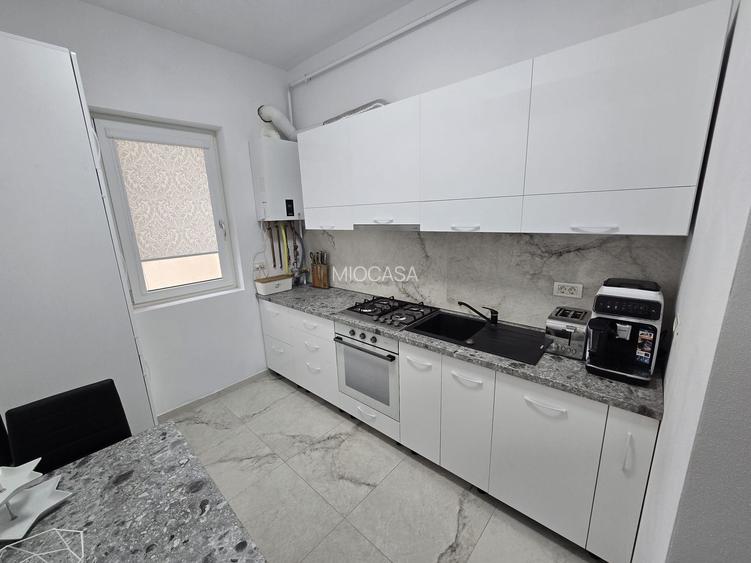 Decomandat. ETAJ 1. Langa Profi. 2 Locuri de Parcare. - 8