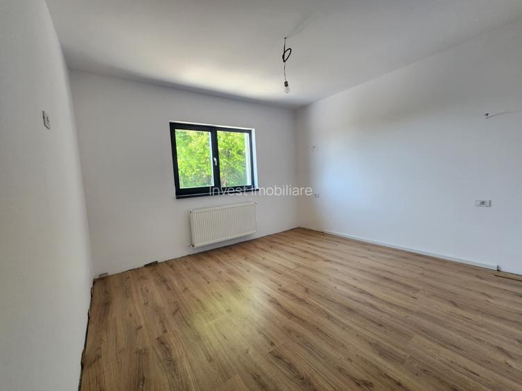Casă parter, 3 camere, 818 mp teren, zona Valea Adanca - 2