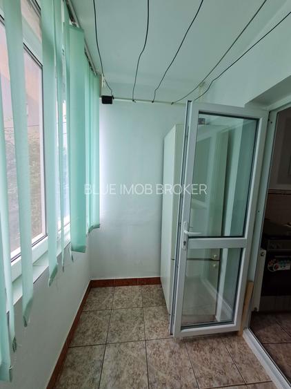 Se închiriază apartament cu 1 cameră, model clasic decomandat, 35 mp - 9