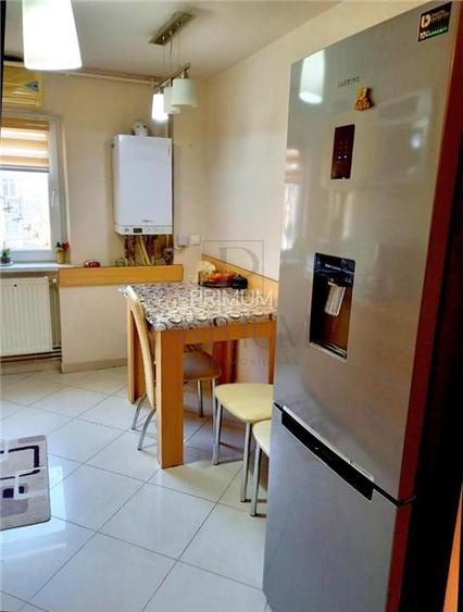 Aradului - 3 camere - decomandat - centrala proprie - ETAJ 2 - 6