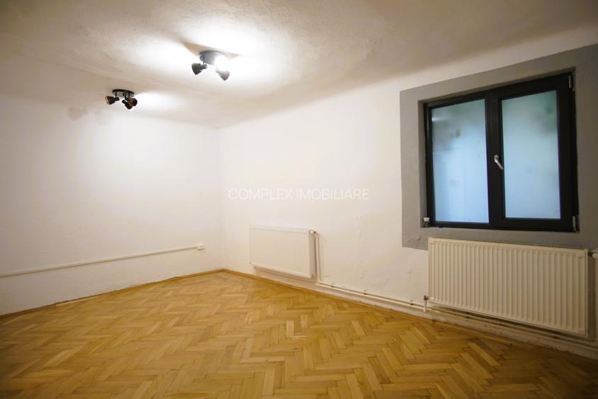 Grivița | Turda | Casă cu GARAJ și curte | Ideal sediu firmă | Renovată recent - 11