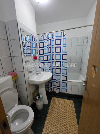 Trapezului, 5 minute metrou 1 Decembrie 1918, bloc 1978, reabilitat - 11