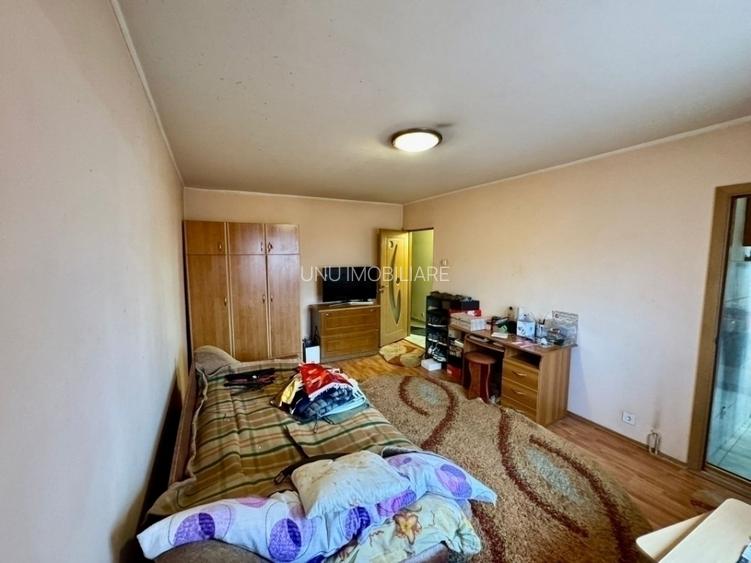 CARREFOUR FELICIA - 1 CAMERA DECOMANDAT - ETAJ INTERMEDIAR - BLOC DIN 1980 - 3