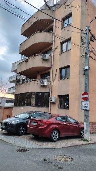 Apartament 4 camere, singur pe etaj - 7