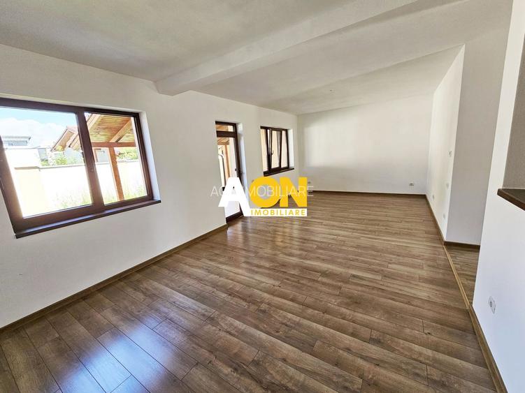 Casa tip insiruit, 4 camere, 2 bai, finisata la cheie, Cetate - 2
