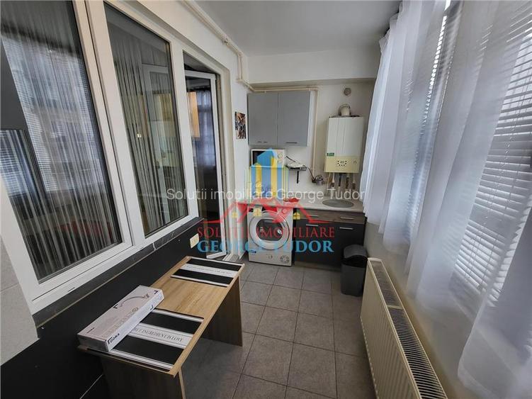 Inchiriere 2 camere Militari residence - 6