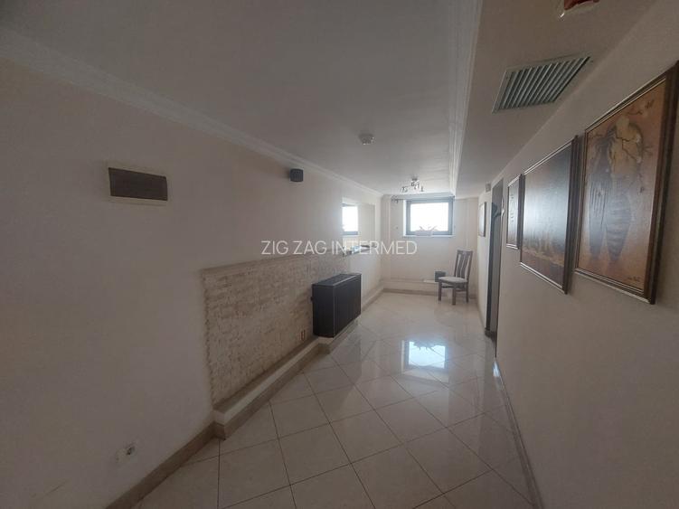 Ultracentral - cladire emblematica D+P+1+M, 430 mp., curte 200  mp. - 16