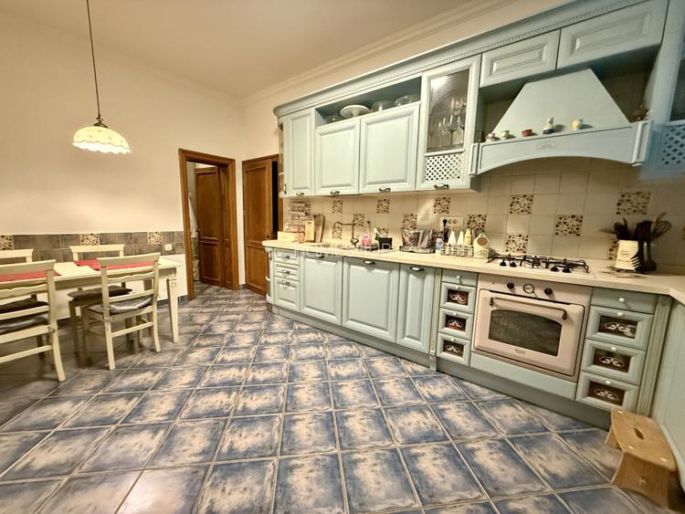 Vila ultracentrala cu piscina interioara, sauna si crama | Unirii - 29