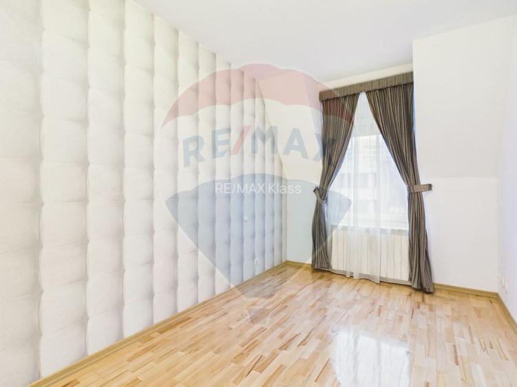 Complex Ibiza vila de inchiriat 6 camere, piscina, teren de tenis - 15