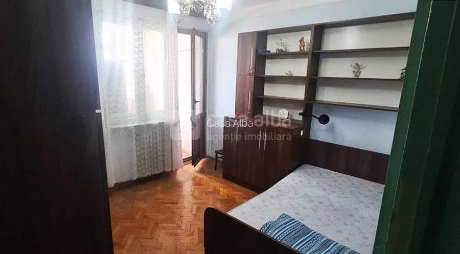 Central - Podu Ros | 2 camere decomandat | 2 balcoane - 4