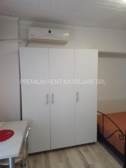 Dristor, garsoniera, 300 euro, 3 min metrou , mobilata , utilata - 3