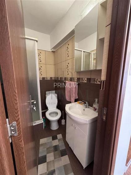 FABRIC - 5 CAM - DECOMANDAT - 2 NIVELE - PENTHOUSE - 2 BAI - ZONA ISTORICA-- - 8