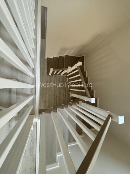 Casa 5 camere, 142mp, 300mp teren, despartita prin GARAJ in Giroc - 5